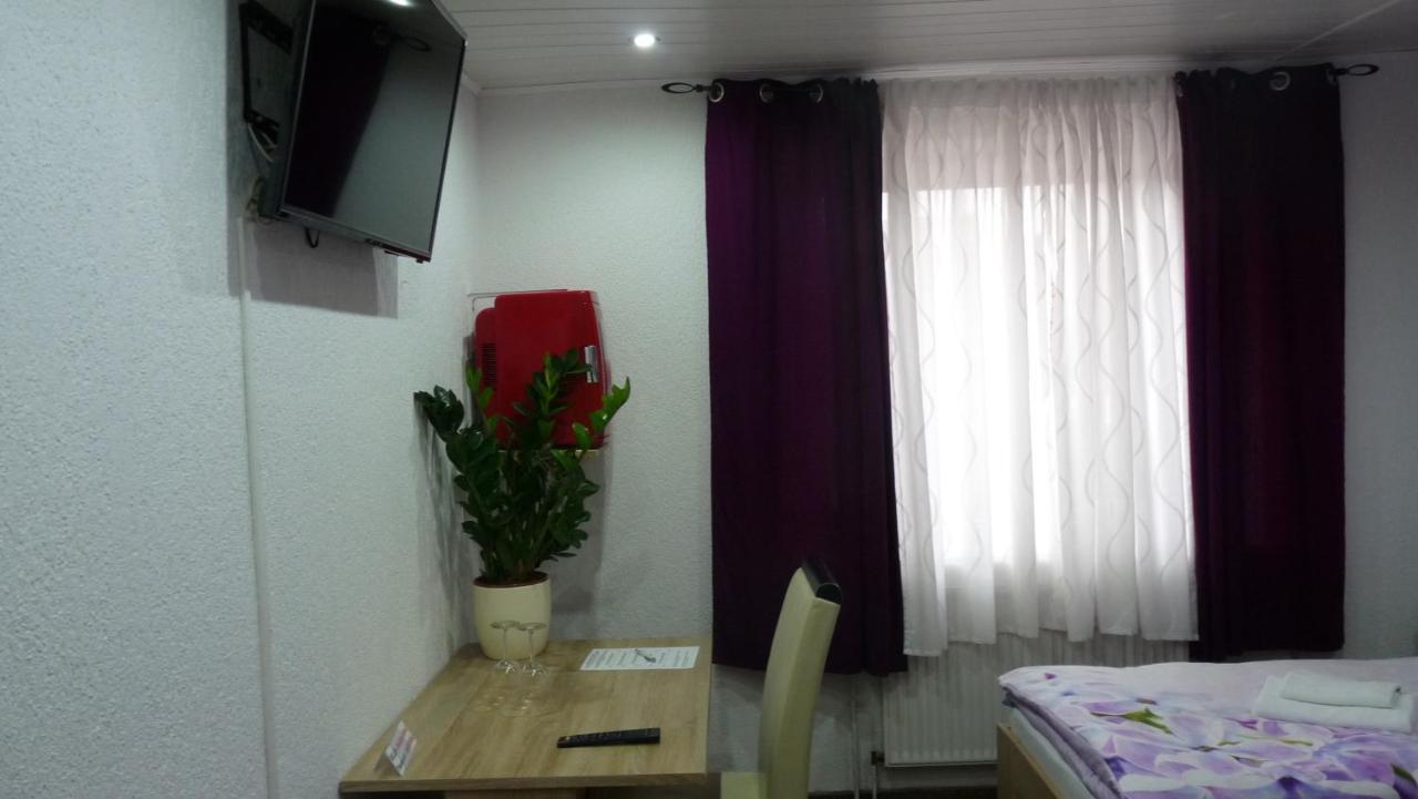 Hotel Rodizio Ug วอล์ฟสบวร์ก ภายนอก รูปภาพ